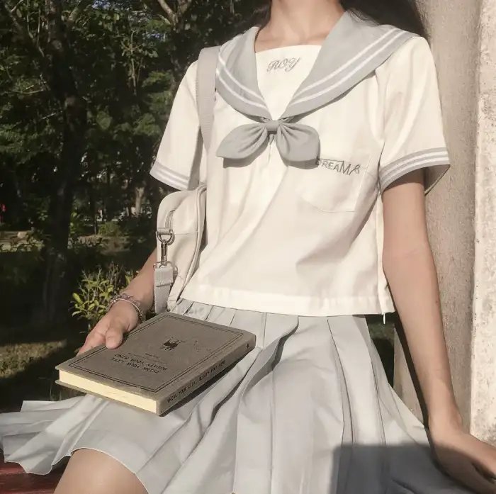 花花别墅 海报
